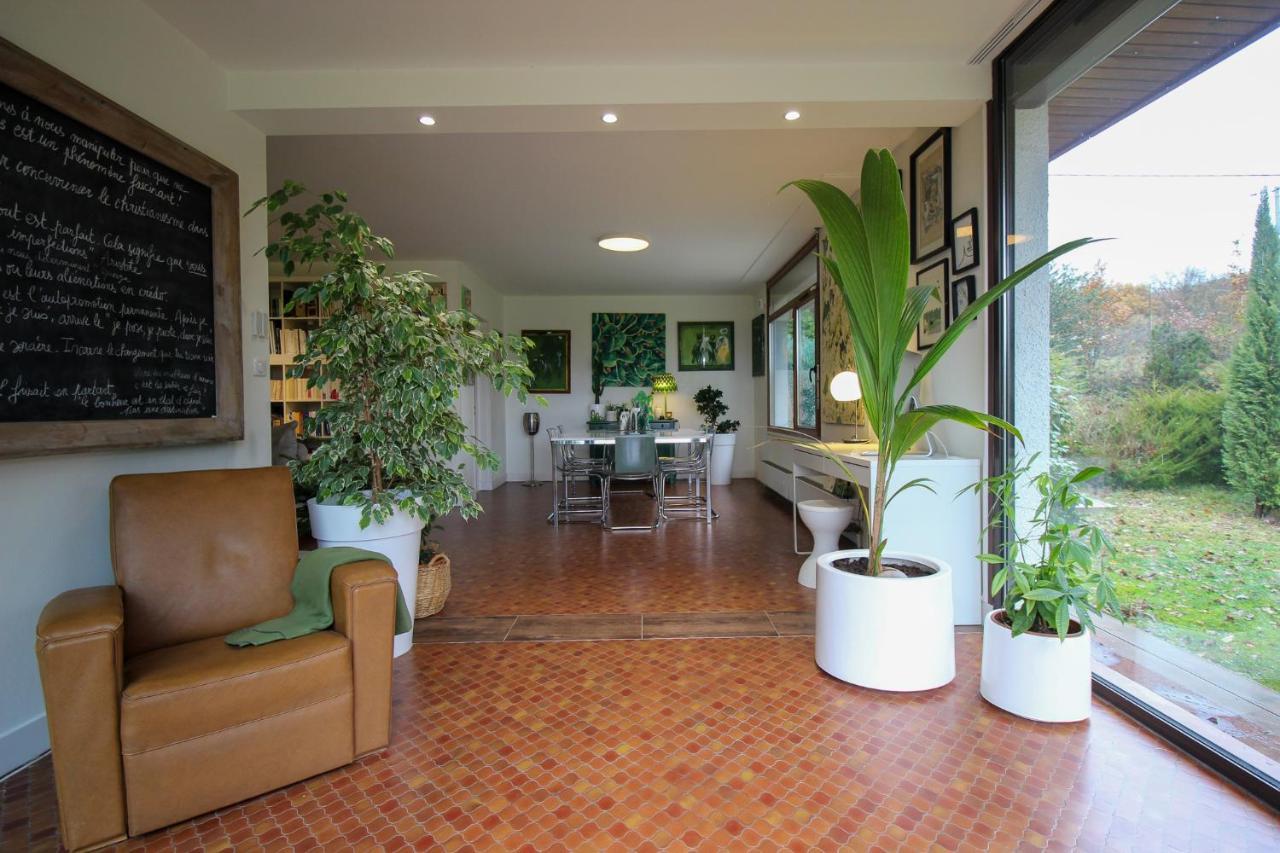 Green Oak Windows & Wood Villa *