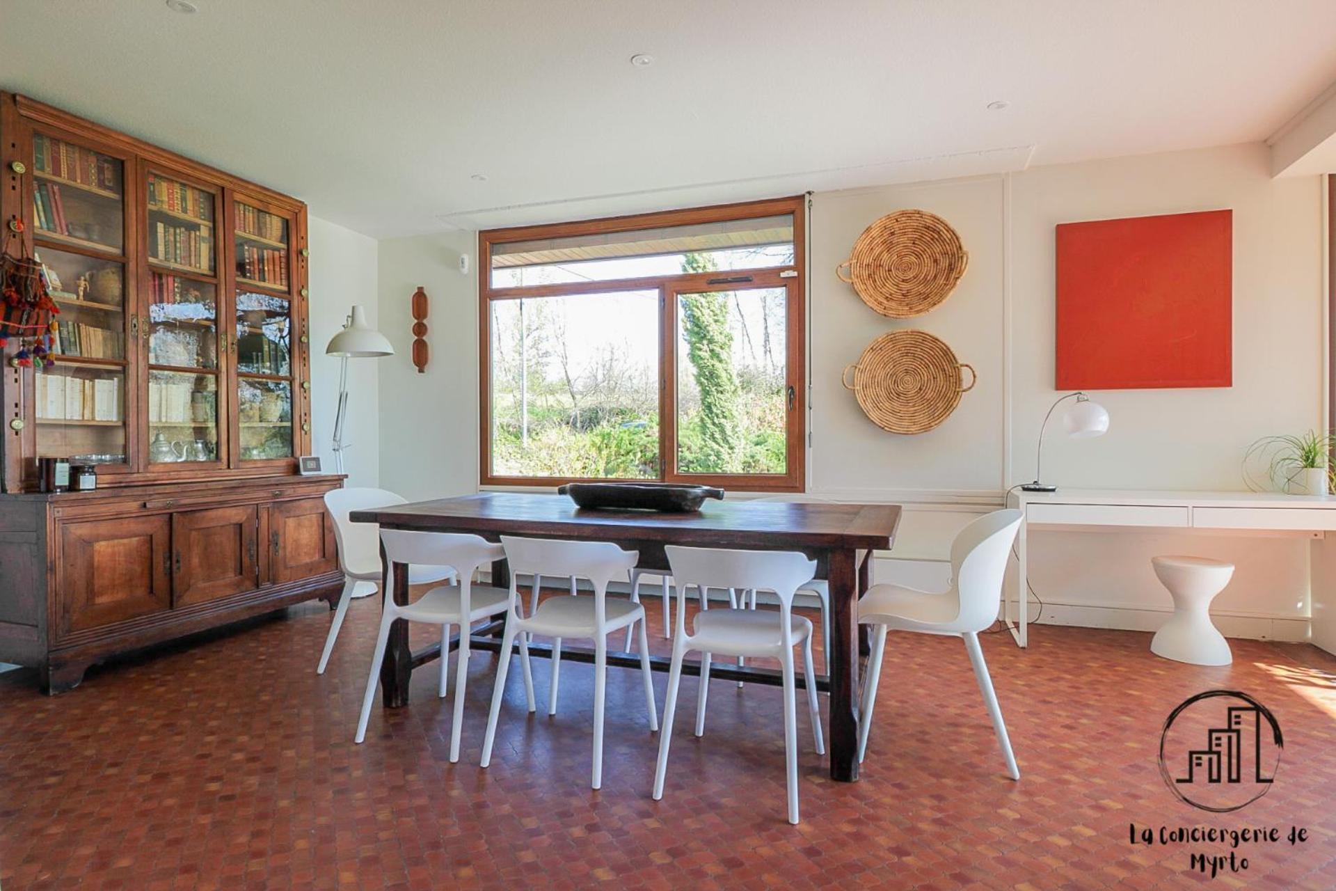 Villa Green Oak Windows & Wood Albi